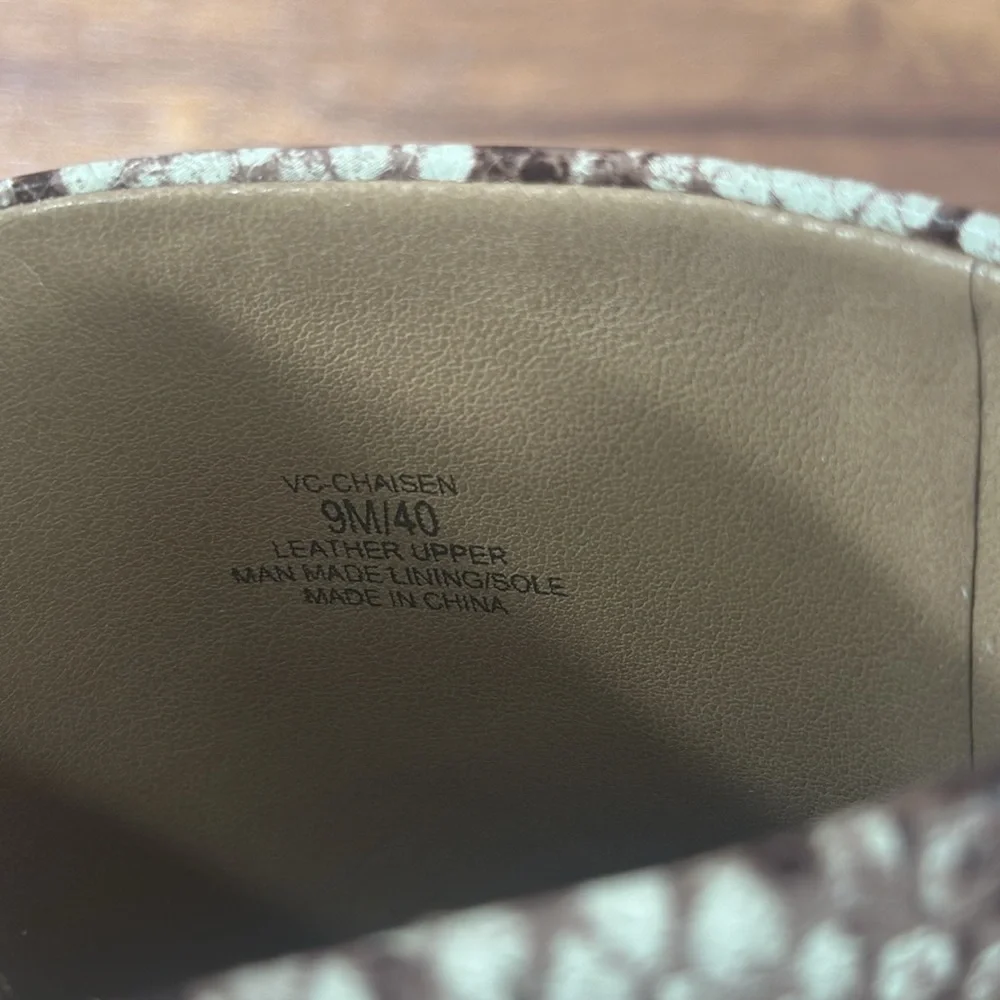 Vince Camuto used very